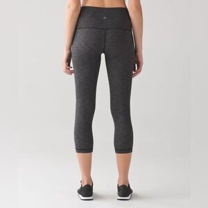 Lululemon Wunder Under Crop (Hi-Rise) *Full-On Luxtreme 21"